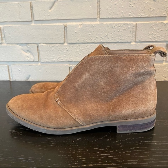 Franco Sarto Isolde Chukka Brown Suede Ankle Boots Slip On Booties Sz 8 - Picture 3 of 6